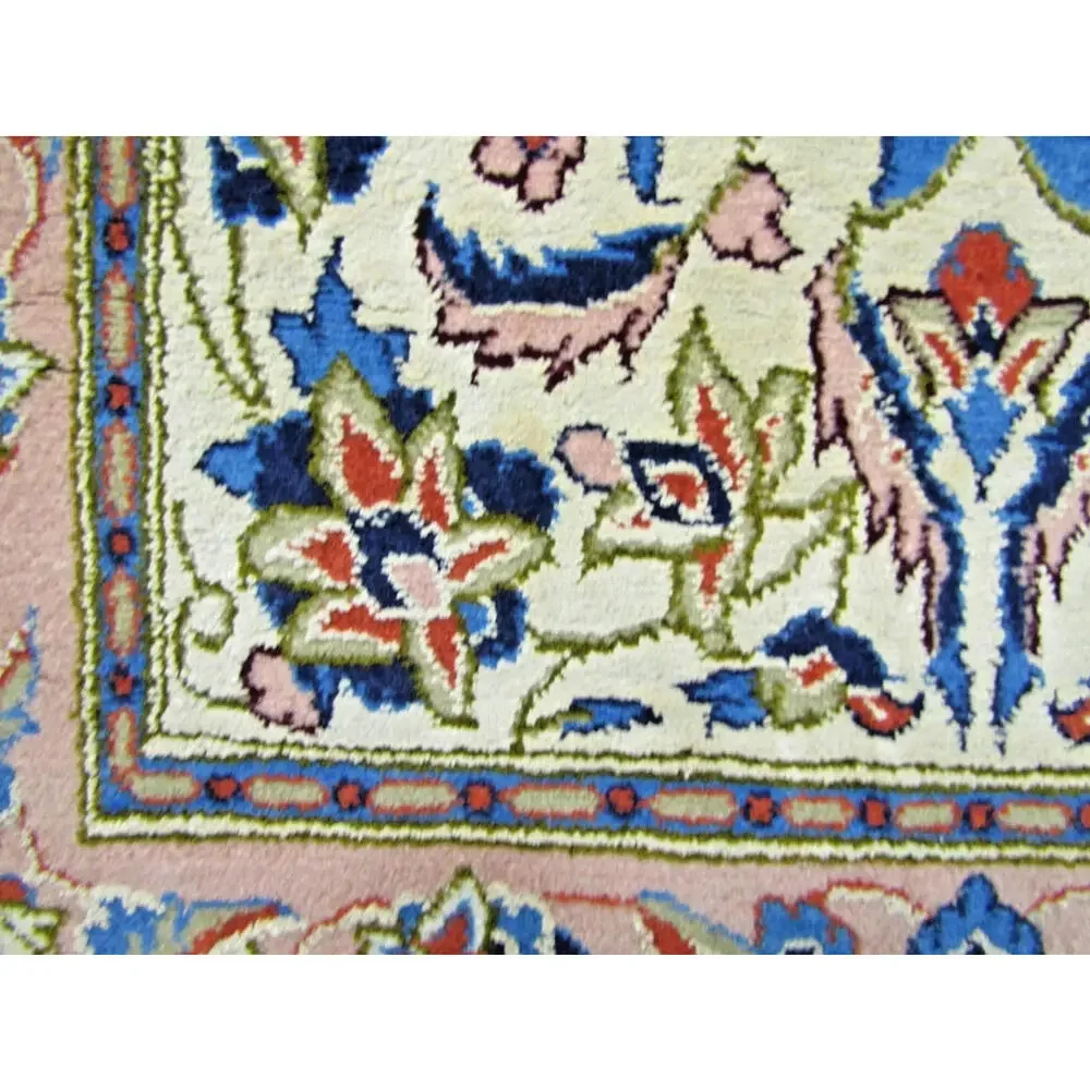 Antique Hand Knotted Rug Floral Pattern with Central Medallion 29 x 19